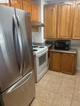 Photo #5: 41113396 Listing