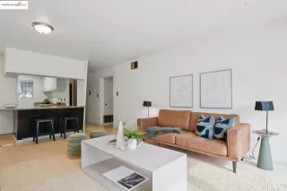 Photo #6: 41113433 Listing