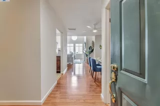 Photo #2: 41113486 Listing