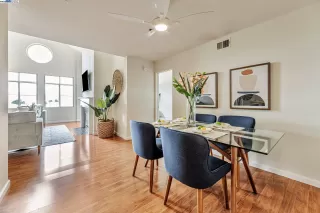 Photo #3: 41113486 Listing