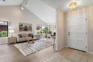 Photo #3: 41113504 Listing