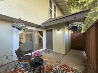 Photo #2: 41113527 Listing 