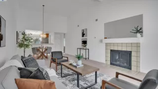 More Details about MLS # 41113548 : 39943 PARADA ST # B