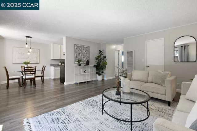 MLS: 41113567 Condo For Sale