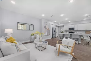 Photo #6: 41113628 Listing 