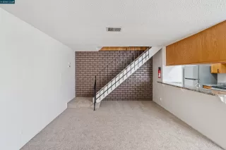 Photo #1: 41113716 Listing 