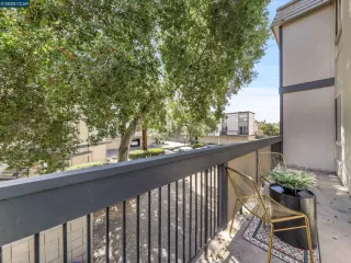 Photo #6: 41113728 Listing 