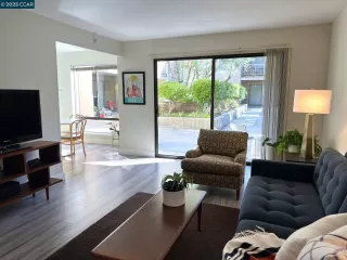 Photo #2: 41113756 Listing 