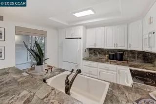 Photo #3: 41113793 Listing 