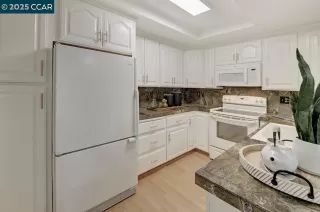 Photo #4: 41113793 Listing 