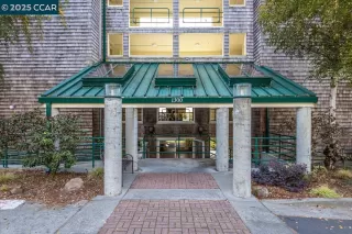 Photo #1: 41113831 Listing 