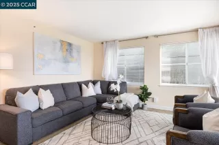 Photo #5: 41113831 Listing 