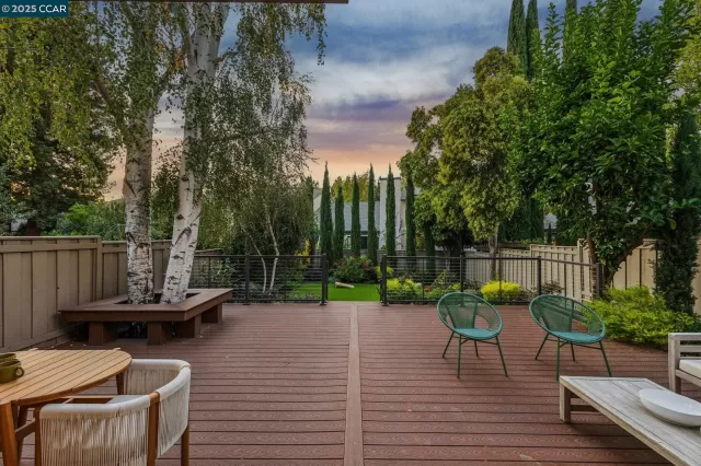 MLS: 41113864 Condo For Sale