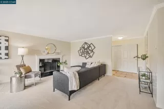 Photo #5: 41113959 Listing 