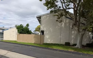 Photo #3: 41113975 Listing