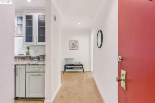 Photo #2: 41113982 Listing 