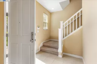 Photo #5: 41113998 Listing