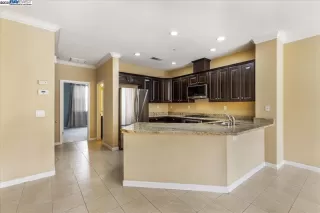 Photo #6: 41113998 Listing