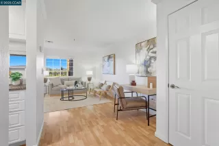 Photo #2: 41114015 Listing 