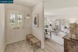 Photo #5: 41114079 Listing