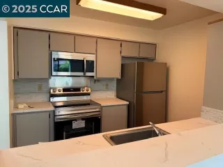 Photo #5: 41114090 Listing