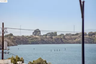 Photo #4: 41114117 Listing