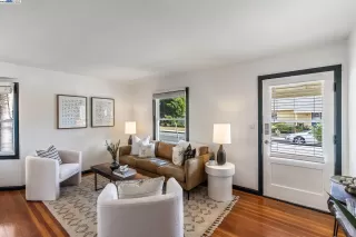 Photo #2: 41114156 Listing 