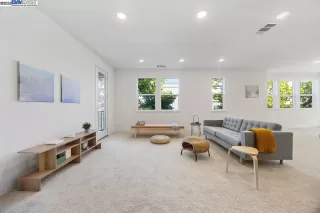 Photo #2: 41114162 Listing 