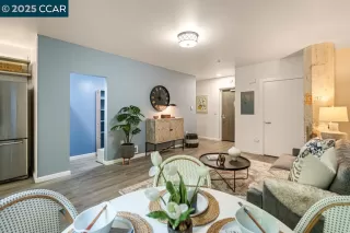 Photo #5: 41114207 Listing 