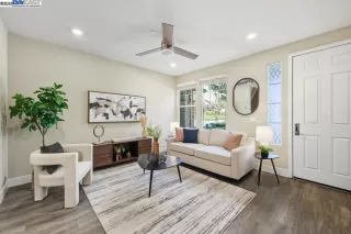 Photo #5: 41114233 Listing 