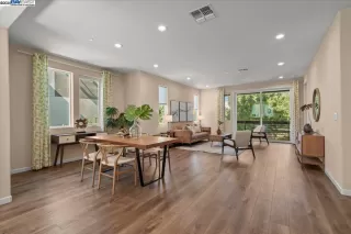 Photo #5: 41114238 Listing