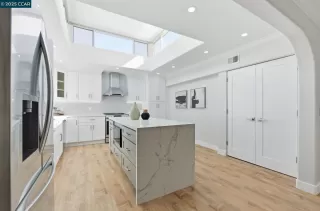 Photo #2: 41114244 Listing