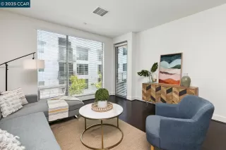 Photo #6: 41114349 Listing