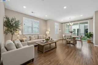 Click for more information on MLS # 41114394 : 4728 NORRIS CANYON RD # 206 More Details about MLS # 41114394 : 4728 NORRIS CANYON RD # 206