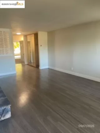 Photo #5: 41114404 Listing 