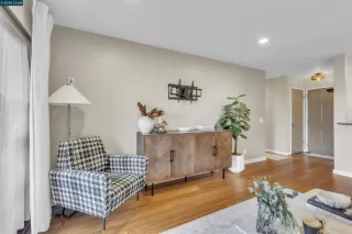 Photo #6: 41114424 Listing 