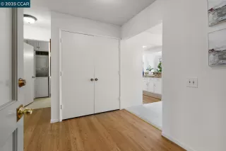 Photo #5: 41114429 Listing 