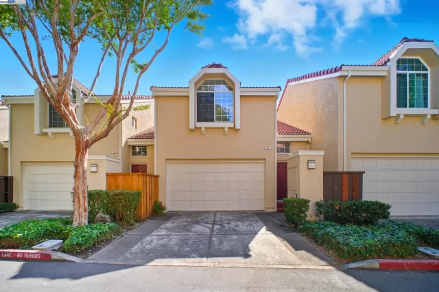 MLS: 41114455 Condo For Sale