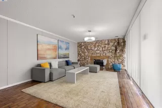 Photo #2: 41114461 Listing 