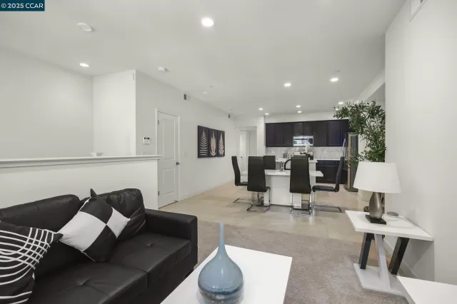 MLS: 41114580 Condo For Sale