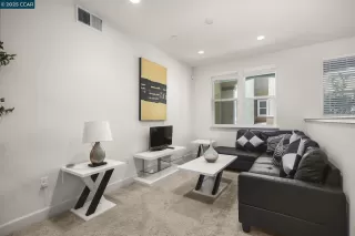 Photo #4: 41114580 Listing