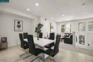 Photo #6: 41114580 Listing