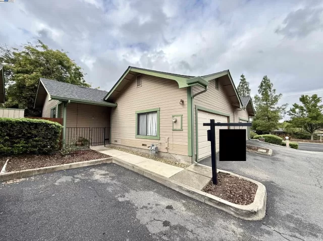 MLS: 41114635 Condo For Sale