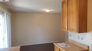 Photo #6: 41114637 Listing