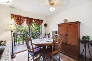 Photo #5: 41114662 Listing