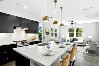 Photo #5: 41114680 Listing 