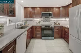 Photo #6: 41114711 Listing