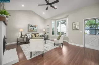 Photo #4: 41114732 Listing