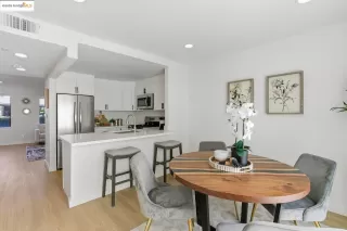 Photo #6: 41114750 Listing