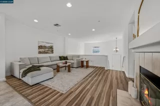 Photo #5: 41114755 Listing